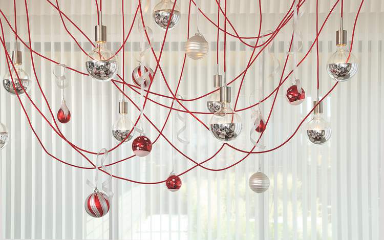 Luxaflex Crafty Christmas – Make Your Christmas Decorating Your Own