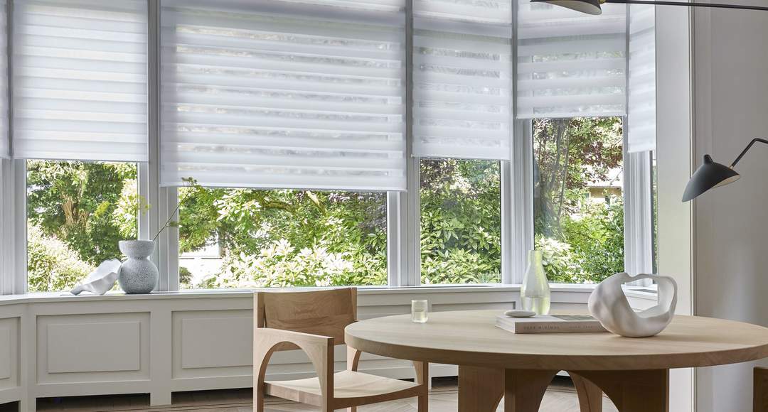 Duo roller blinds operating options