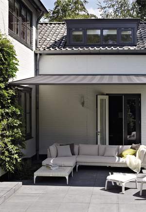 Retractable Awnings